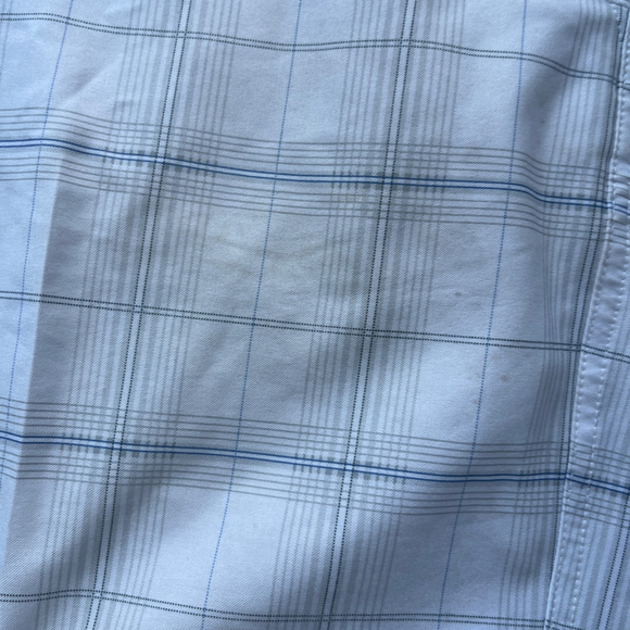 Kirkland Signature Men’s White Plaid Golf Shorts – Size 36 – Stretch Performance - Picture 9 of 10